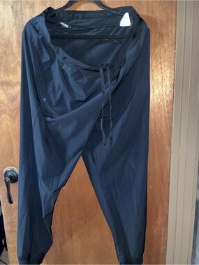 Under Armour Black XL Performance Bottoms